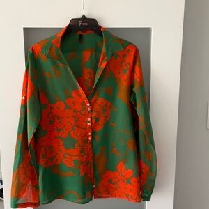 Style Bennetton long sleeve shirt size S